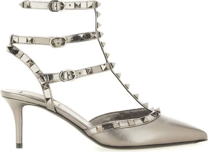 rockstud Pumps