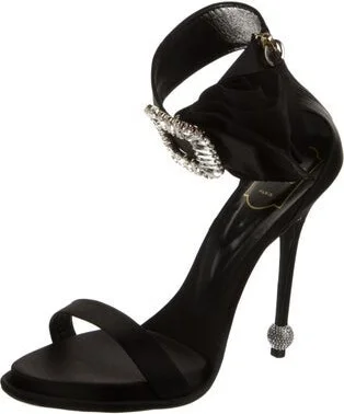 Roger Vivier - Image 2
