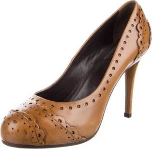 Roger Vivier - Image 2