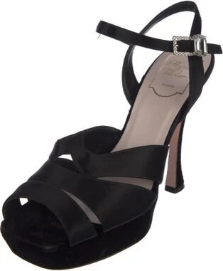 Roger Vivier - Image 2