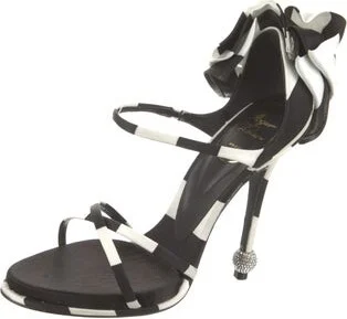Roger Vivier - Image 2