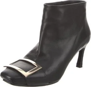 Roger Vivier - Image 2