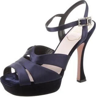 Roger Vivier - Image 2