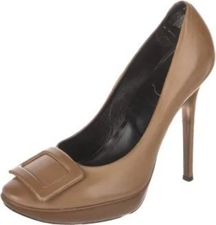 Roger Vivier - Image 2