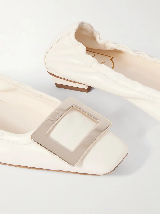 Roger Vivier - Belle Vivier Embellished Patent-leather Ballet Flats - Ivory - Image 4