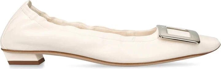 Roger Vivier Patent Belle Vivier Pumps 25