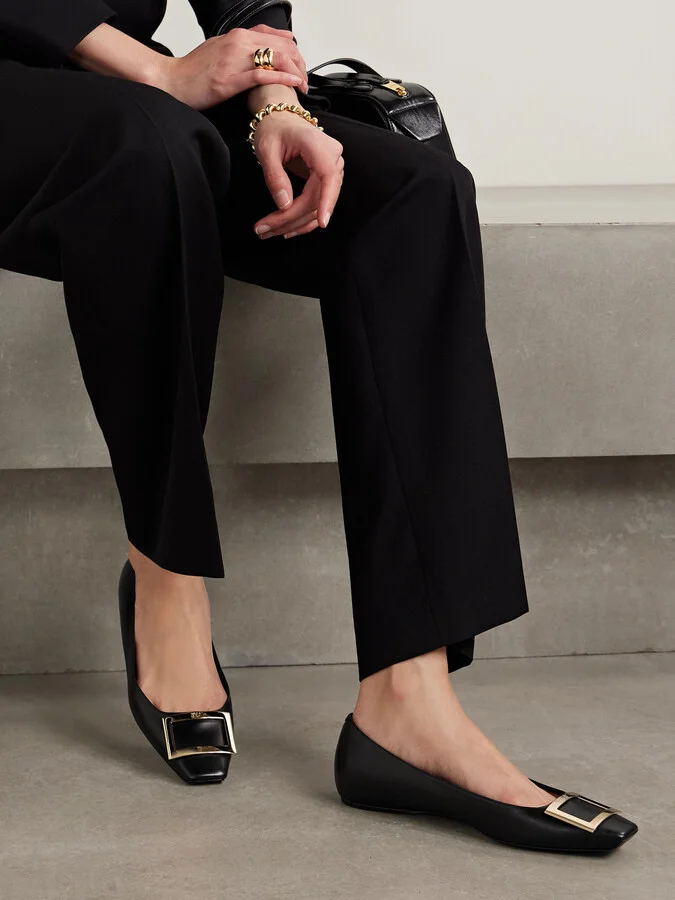 Roger Vivier - Trompette Bellerine Glossed-leather Ballet Flats - Black - Image 2