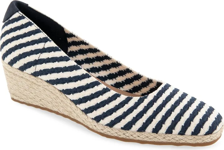 Eggnog/ Navy Stripe