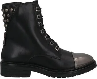 Romeo Gigli Woman Ankle boots