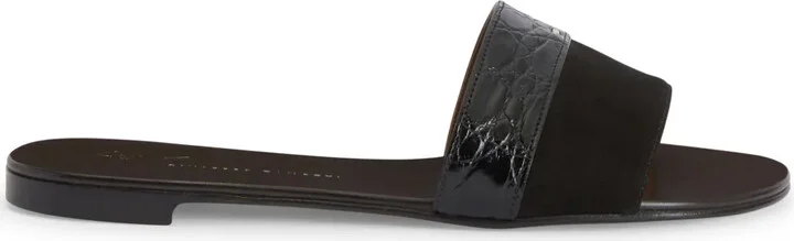 Roose sandals