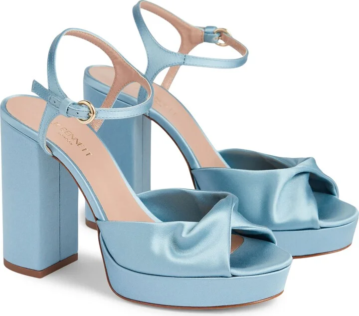 LIGHT BLUE