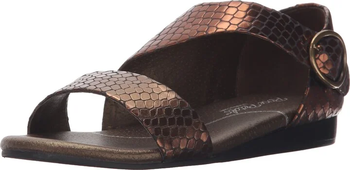 Rose Petals Women's Fleet Flat Sandal
