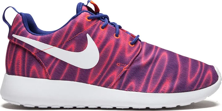 Roshe One sneakers