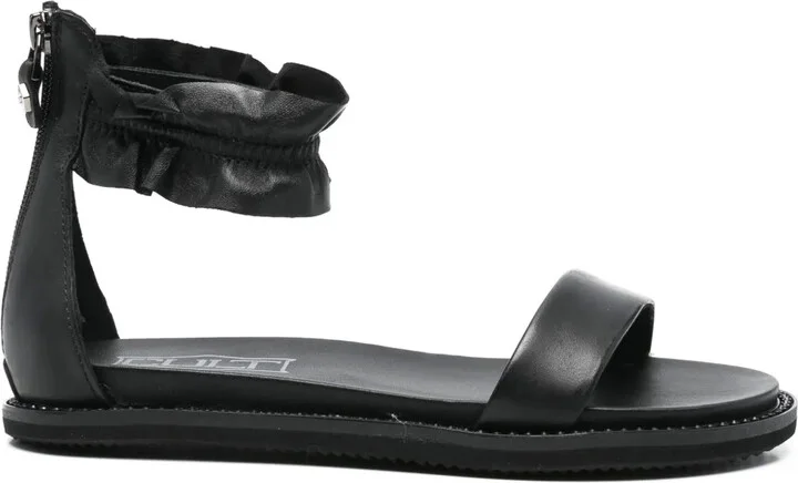 Roshelle flat sandals