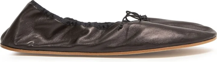 Round ballet flat in leather - Image 2