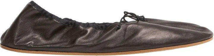 Round ballet flat in leather - Image 7