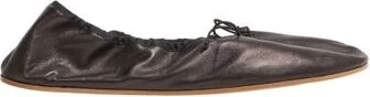 Round ballet flat in leather