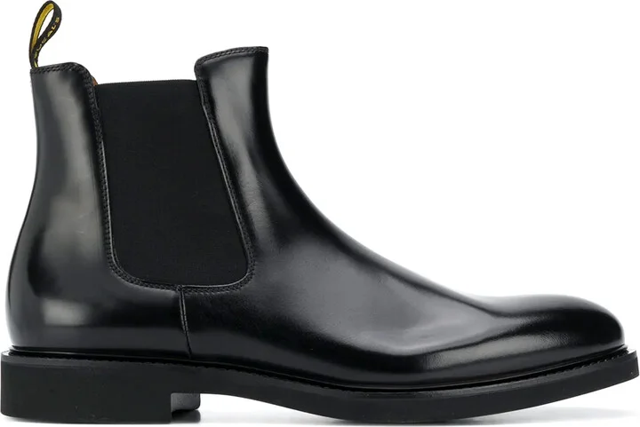 round toe Chelsea boots