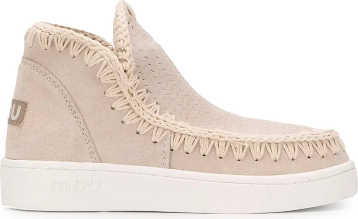 neutrals