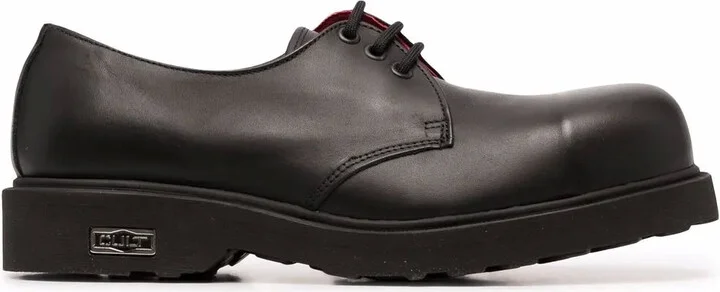 Round Toe Lace-Up Shoes