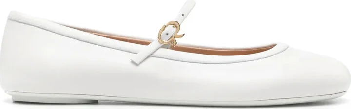 Round-Toe Leather Ballerina Shoes