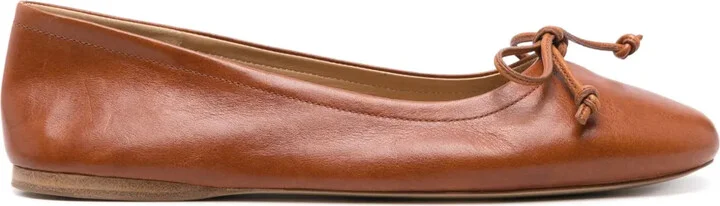 Round-Toe Leather Ballerina Shoes