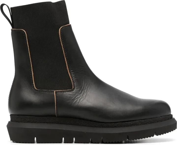Round-Toe Leather Boots