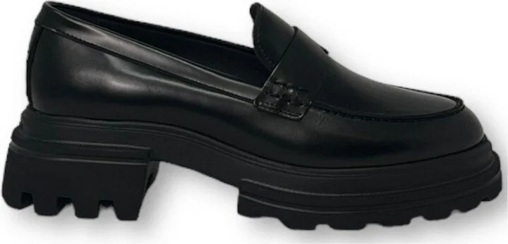 Round Toe Loafers