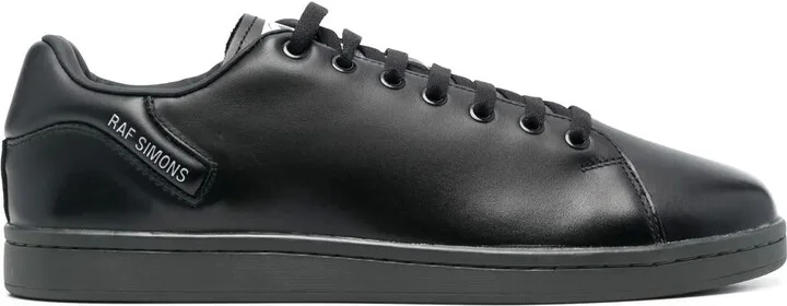 Round-Toe Low-Top Sneakers