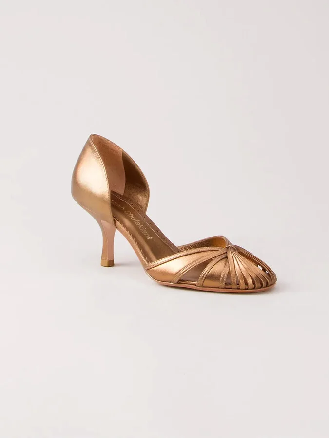 Round-Toe Pumps - Image 3