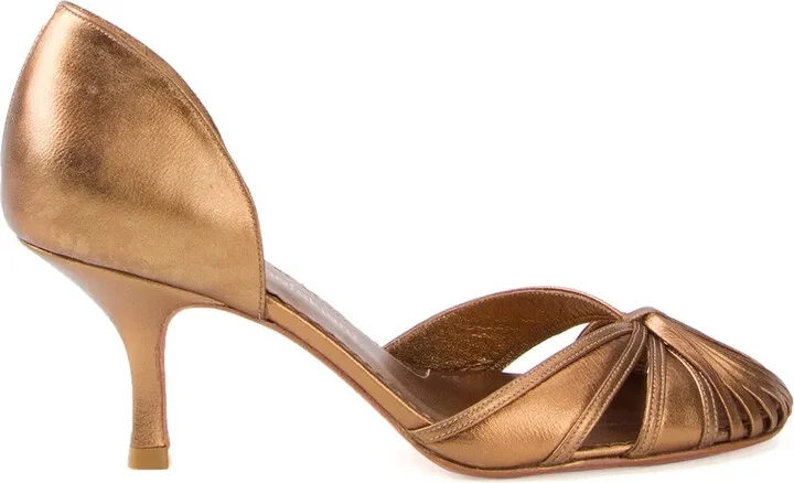 Round-Toe Pumps