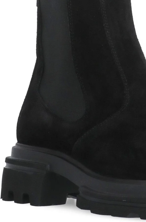 Round-toe Slip-on Chelsea Boots - Image 5