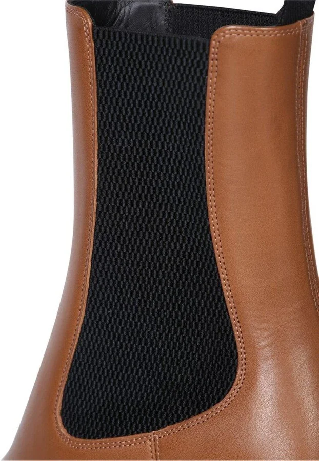 Roundtoe Heeled Ankle Boots - Image 4