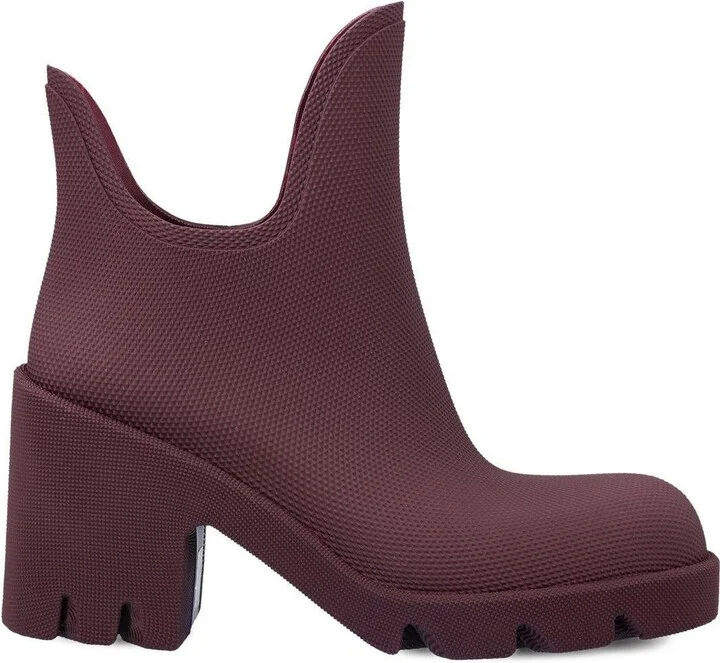 Roundtoe Slipon Heeled Boots