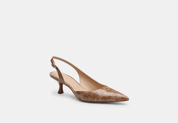 Roxanne Pump In Signature Canvas