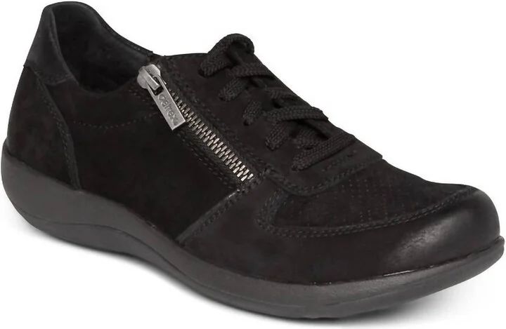 Roxy Arch Support Casual Sneaker - Wide In Black