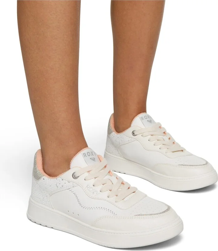 Roxy Women's Vivianne Lace Up Sneakers - Image 10