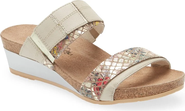 Soft Ivory/ Golden Floral