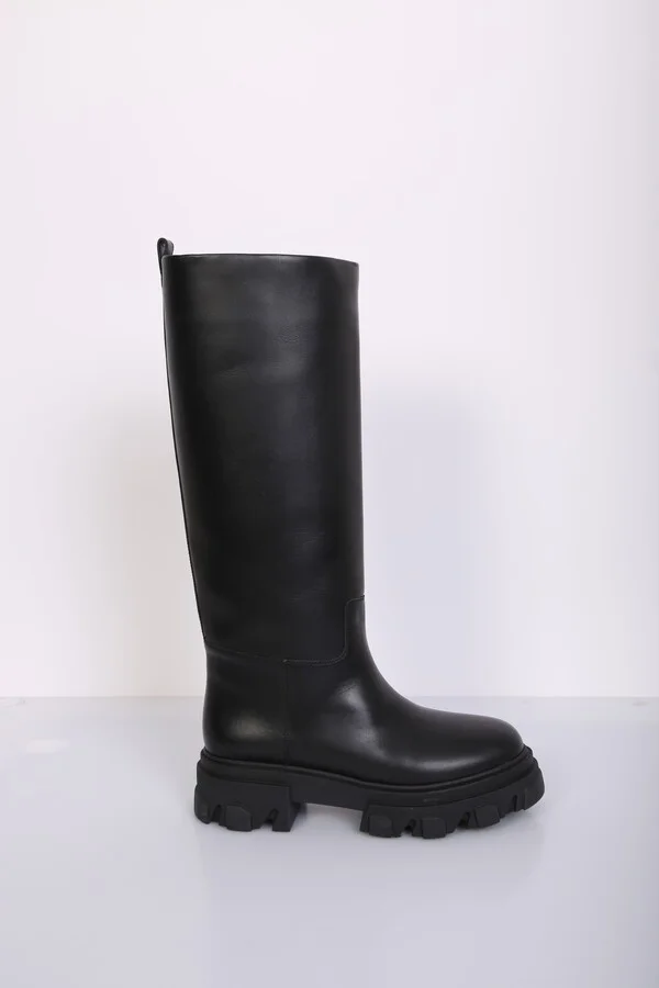 Rubber Tread Sole Perni Boots