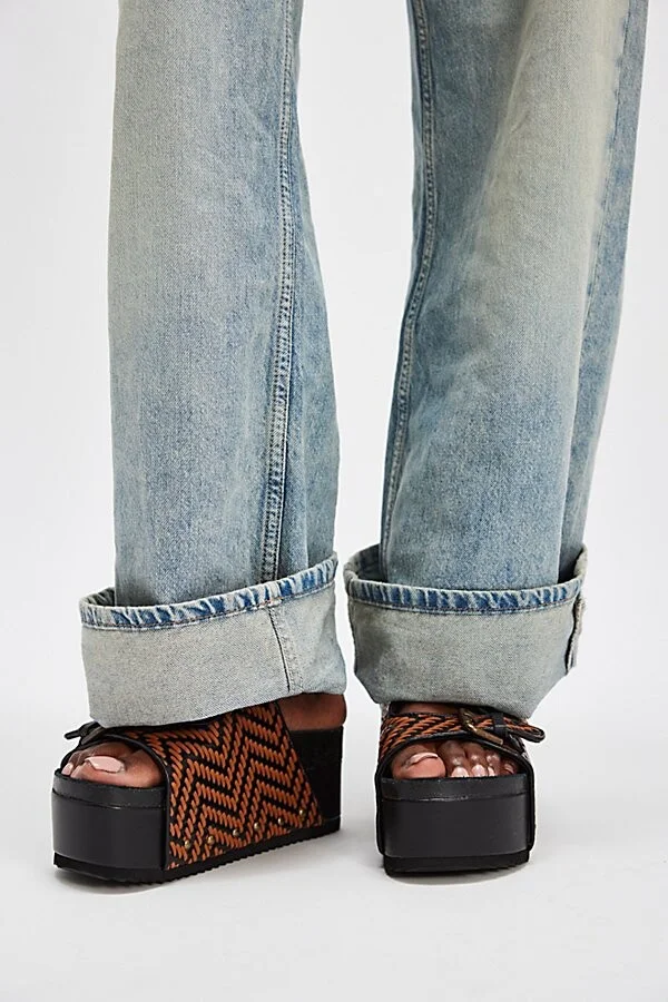 Rule Breaker Flatform Sandals