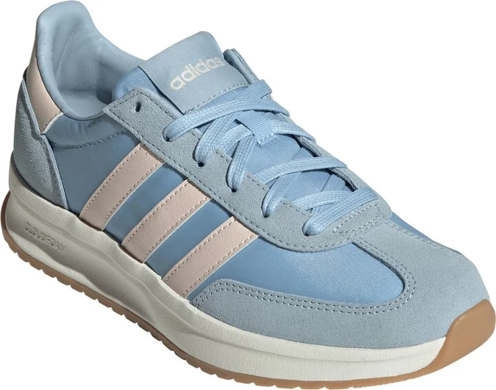 Run 72 Sneaker