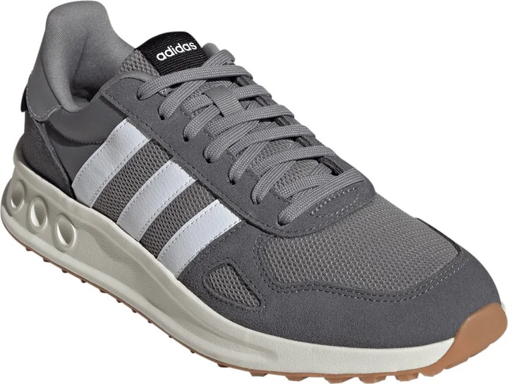 Run 84 Sneaker