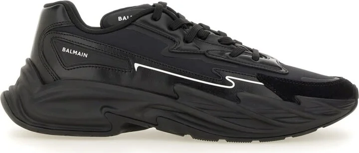 Run-row Sneaker