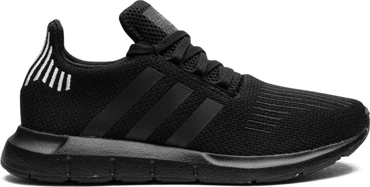Run Swift low-top sneakers