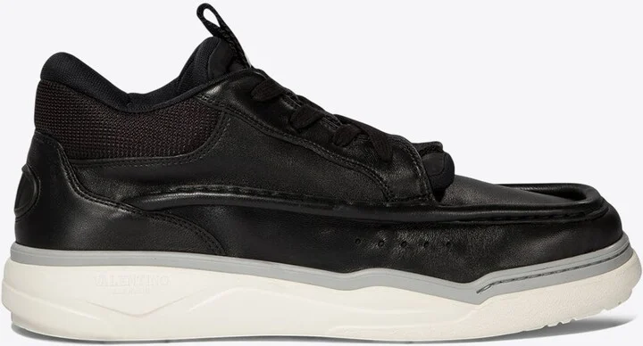 Runboot Low-Top Sneakers