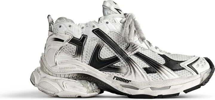 Runner Gradient Sneaker