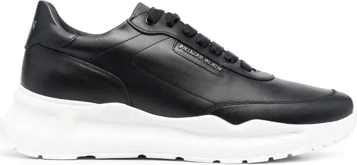 Runner leather low-top sneakers