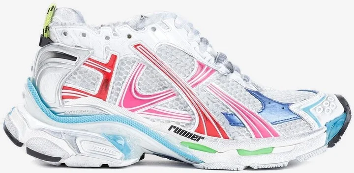 Runner Low-Top Sneakers