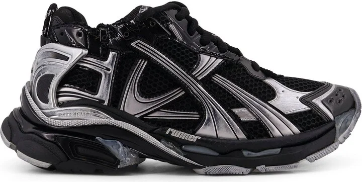 Runner Mesh Low-Top Sneakers