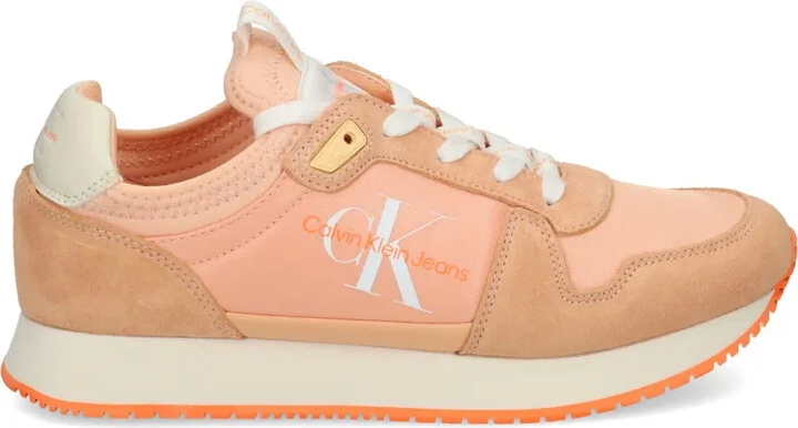 Runner panelled sneakers